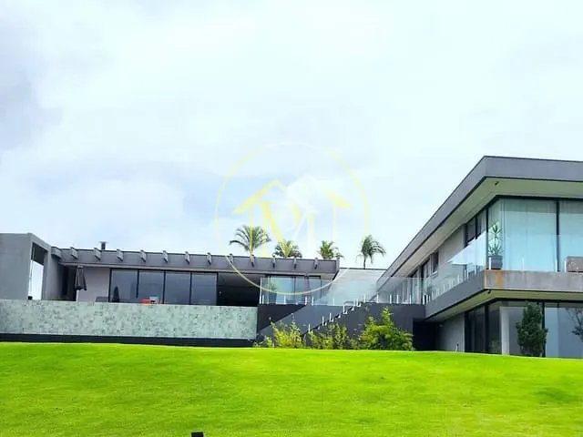 Casa com 2394m² 5 quartos e 8 banheiros, à venda, no bairro Vila Martins em Itu