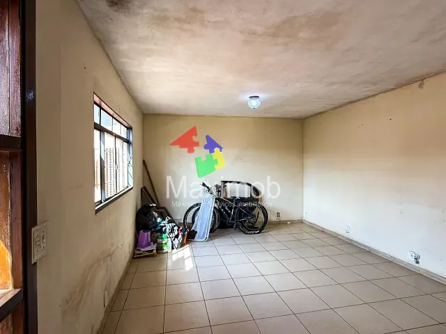 Casa com 563m² 3 quartos e 1 banheiro, à venda, no bairro Jardim Macucos em Itapira