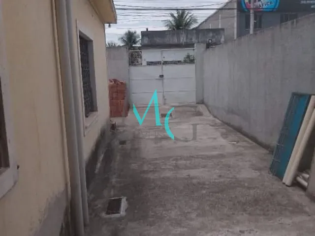 Casa com 200m² 5 quartos e 3 banheiros, à venda, no bairro Santa Cruz em Rio de Janeiro