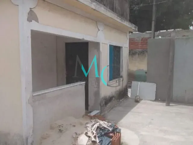 Casa com 200m² 5 quartos e 3 banheiros, à venda, no bairro Santa Cruz em Rio de Janeiro