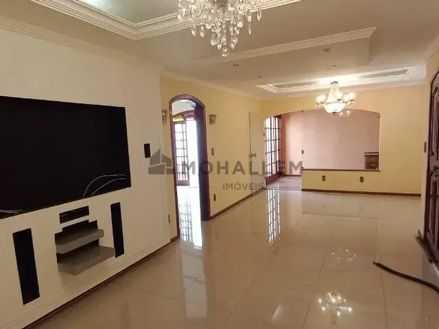 Casa com 350m² 4 quartos e 2 banheiros, à venda, no bairro Pinheirinho em Itajubá