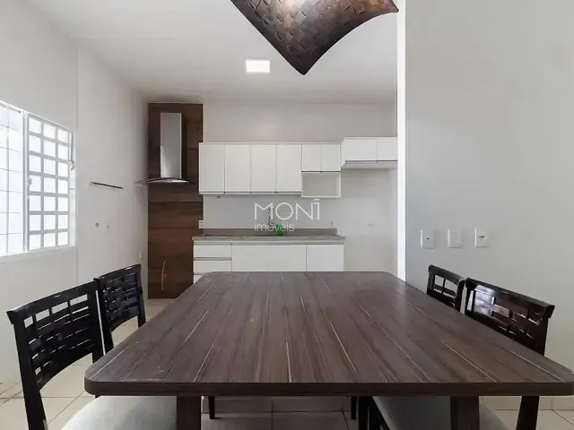 Casa 4 quartos e 5 banheiros, à venda, no bairro Região dos Lagos (Sobradinho) em Brasília