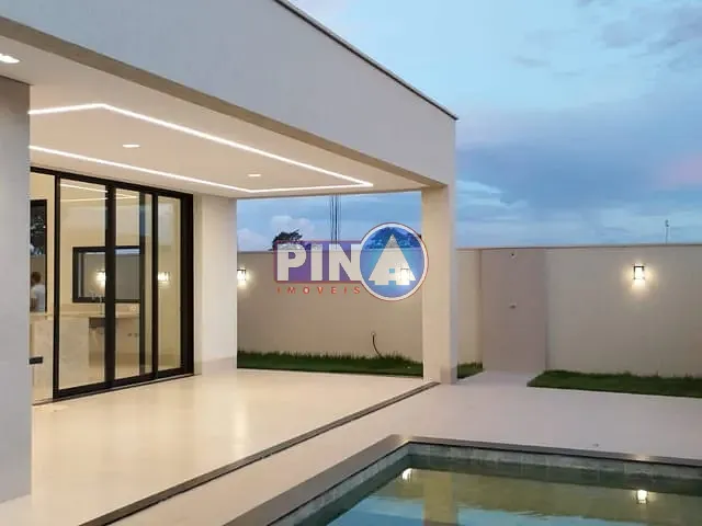 Casa com 421m² 3 quartos e 5 banheiros, à venda, no bairro Residencial Goiânia Golfe Clube em Goiânia