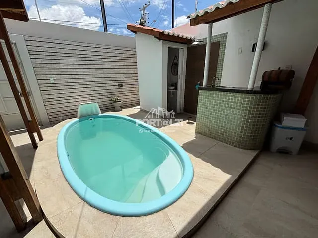 Casa com 210m² 4 quartos e 4 banheiros, à venda, no bairro Caminho do Sol em Petrolina