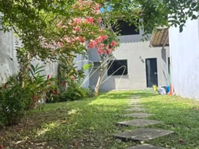 Casa 6 quartos e 3 banheiros, à venda, no bairro Jardim Atlântico em Ilhéus