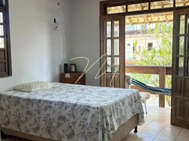 Casa 6 quartos e 3 banheiros, à venda, no bairro Jardim Atlântico em Ilhéus