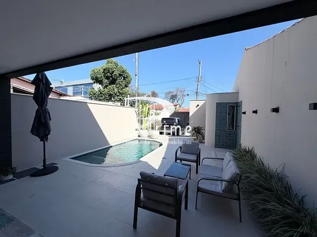Casa com 180m² 4 quartos e 6 banheiros, à venda, no bairro Piratininga em Niterói