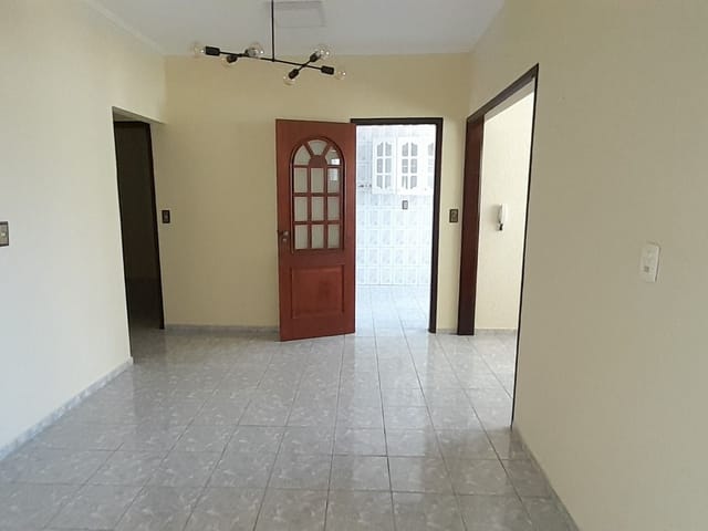 Foto do Casa - Casa com 2 dormitórios para alugar, 131 m² por R$ 1.900,00/mês - Angola - Guaxupé/MG | Moradia Assessoria Imobiliária