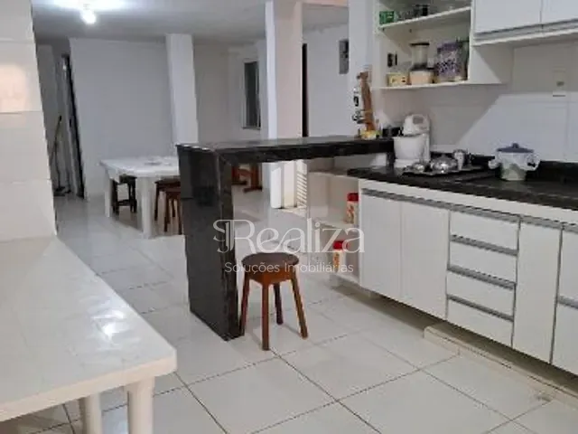 Casa 3 quartos e 3 banheiros, para alugar, no bairro Hernani Sá em Ilhéus