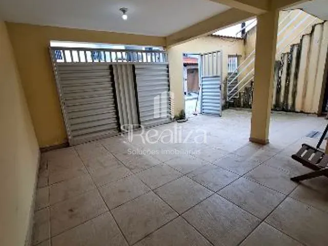 Casa 3 quartos e 3 banheiros, para alugar, no bairro Hernani Sá em Ilhéus