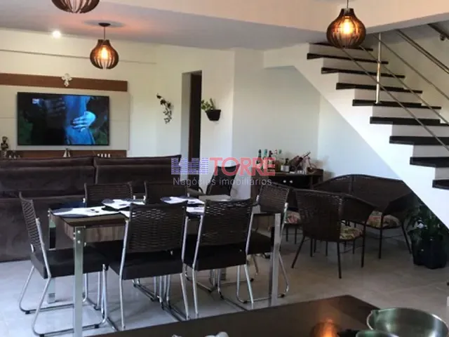 Casa com 250m² 3 quartos e 3 banheiros, à venda ou para alugar, no bairro condomínio Mar a Vista em Ilhéus