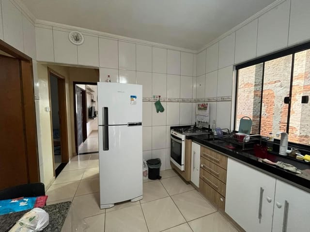 Casa com 200m² 3 quartos e 1 banheiro, à venda, no bairro Santa Edwirges em Cambuí