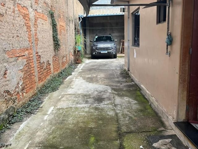 Casa com 200m² 3 quartos e 1 banheiro, à venda, no bairro Santa Edwirges em Cambuí