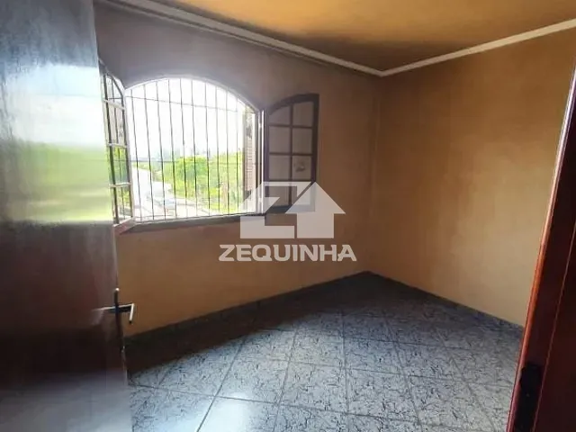 Casa com 140m² 4 quartos e 2 banheiros, à venda, no bairro Bela Vista em Osasco
