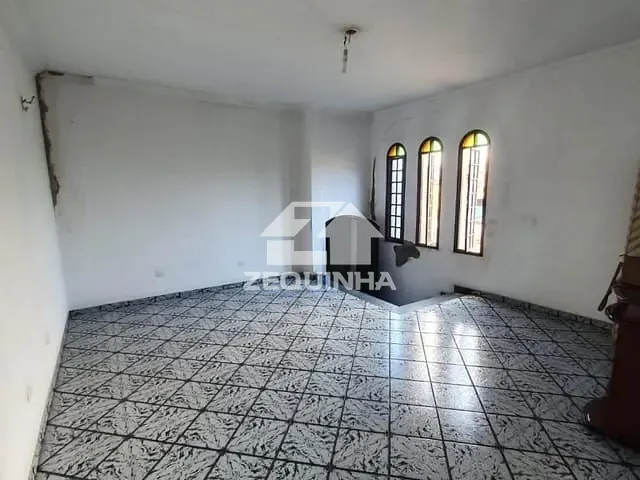 Casa com 140m² 4 quartos e 2 banheiros, à venda, no bairro Bela Vista em Osasco