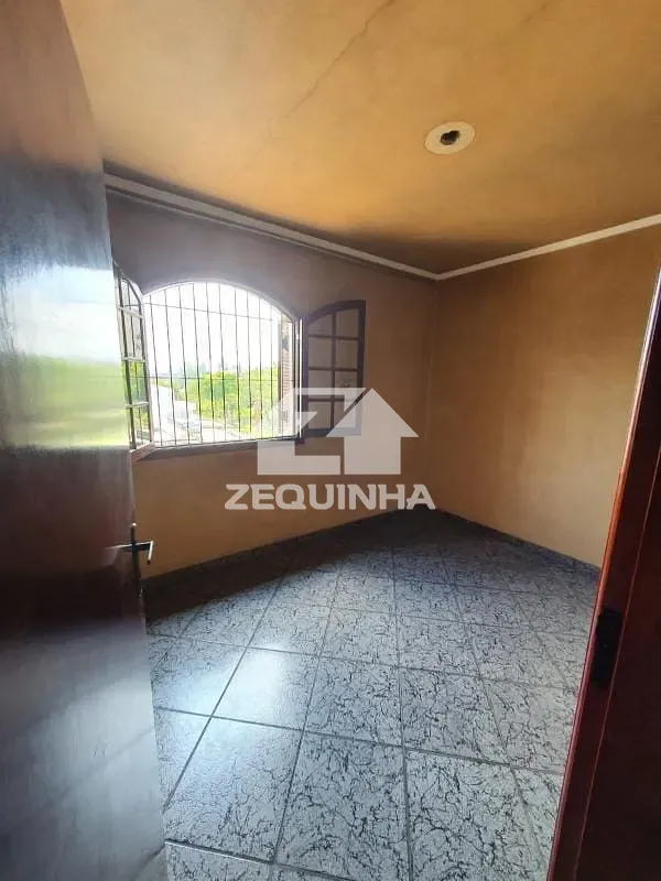 Casa, 4 quartos, 140 m² - Foto 4