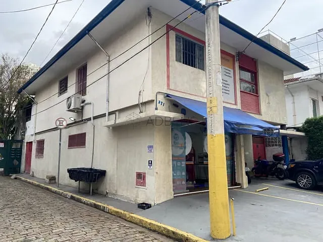 Casa 3 quartos e 3 banheiros, à venda, no bairro Vila Olímpia em São Paulo