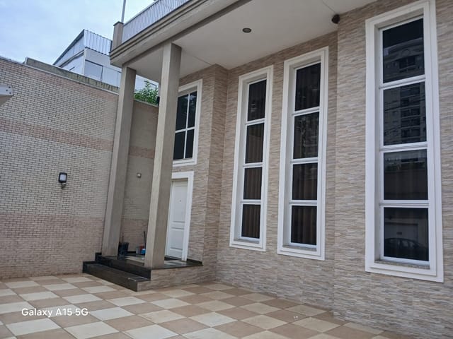 Casa à venda ou para alugar, no bairro Campestre em Santo André