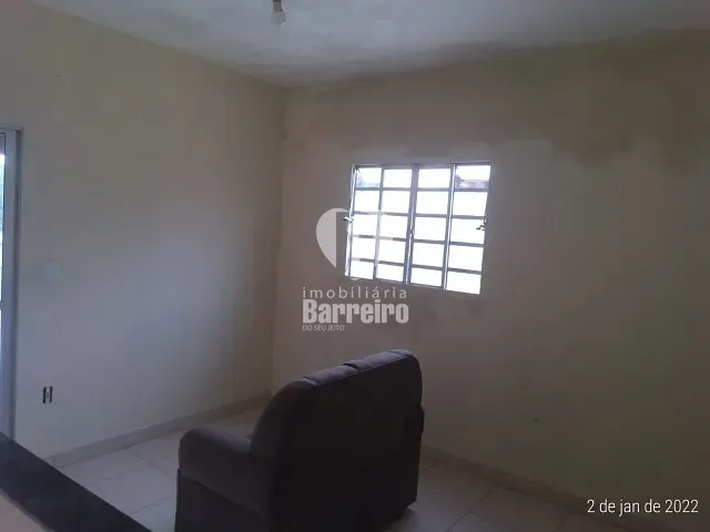 Casa 3 quartos e 1 banheiro, à venda, no bairro Palmeiras (Parque Durval de Barros) em Ibirité