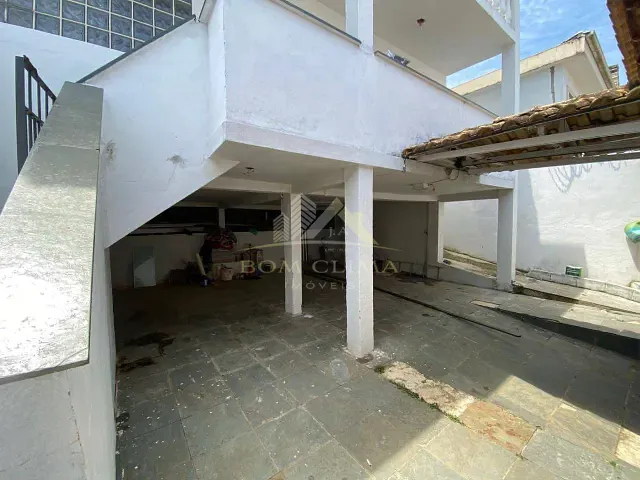 Casa 4 quartos e 1 banheiro, à venda, no bairro Aeroporto em Juiz de Fora