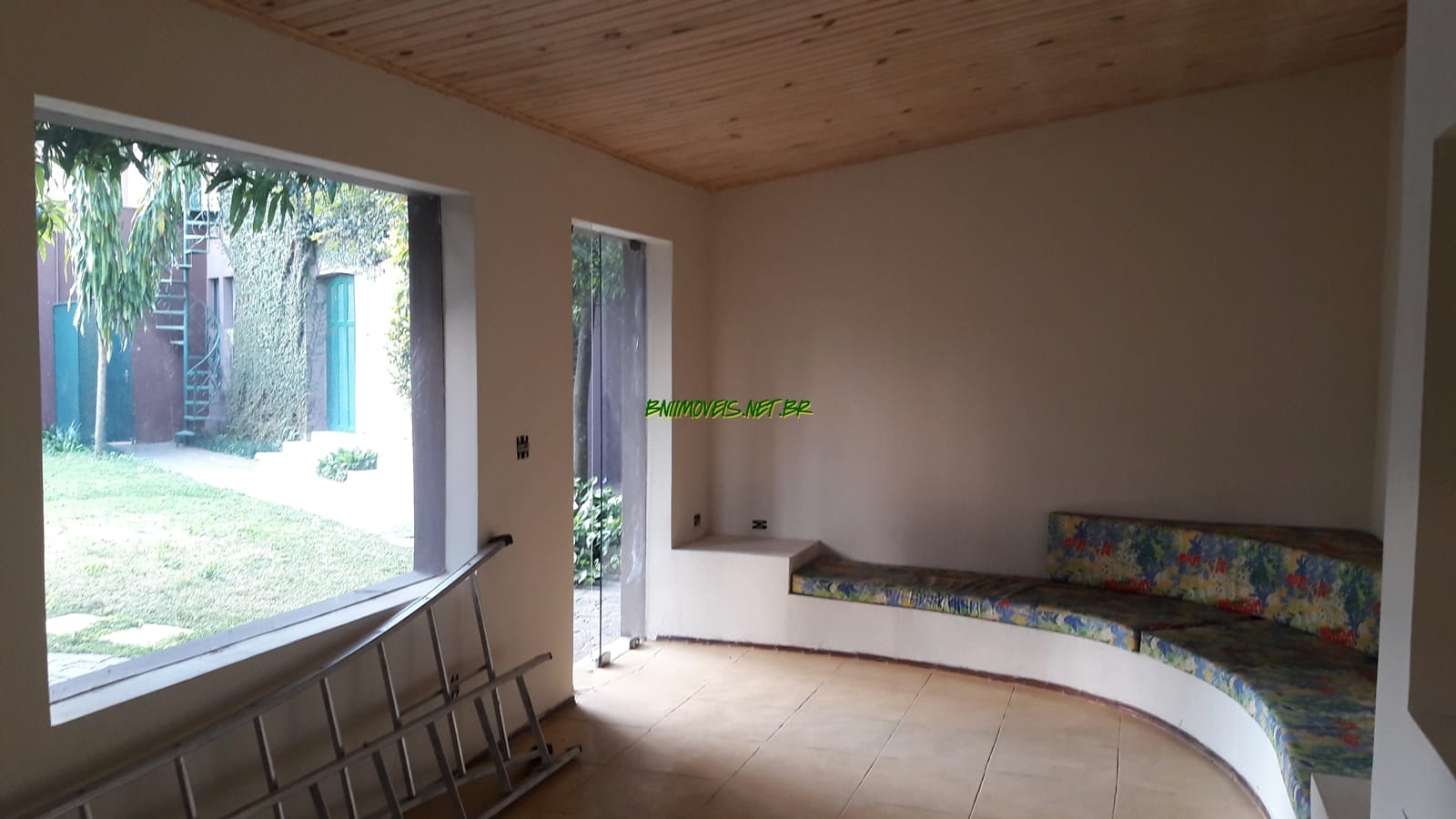 Casa à venda com 4 quartos, 576m² - Foto 3