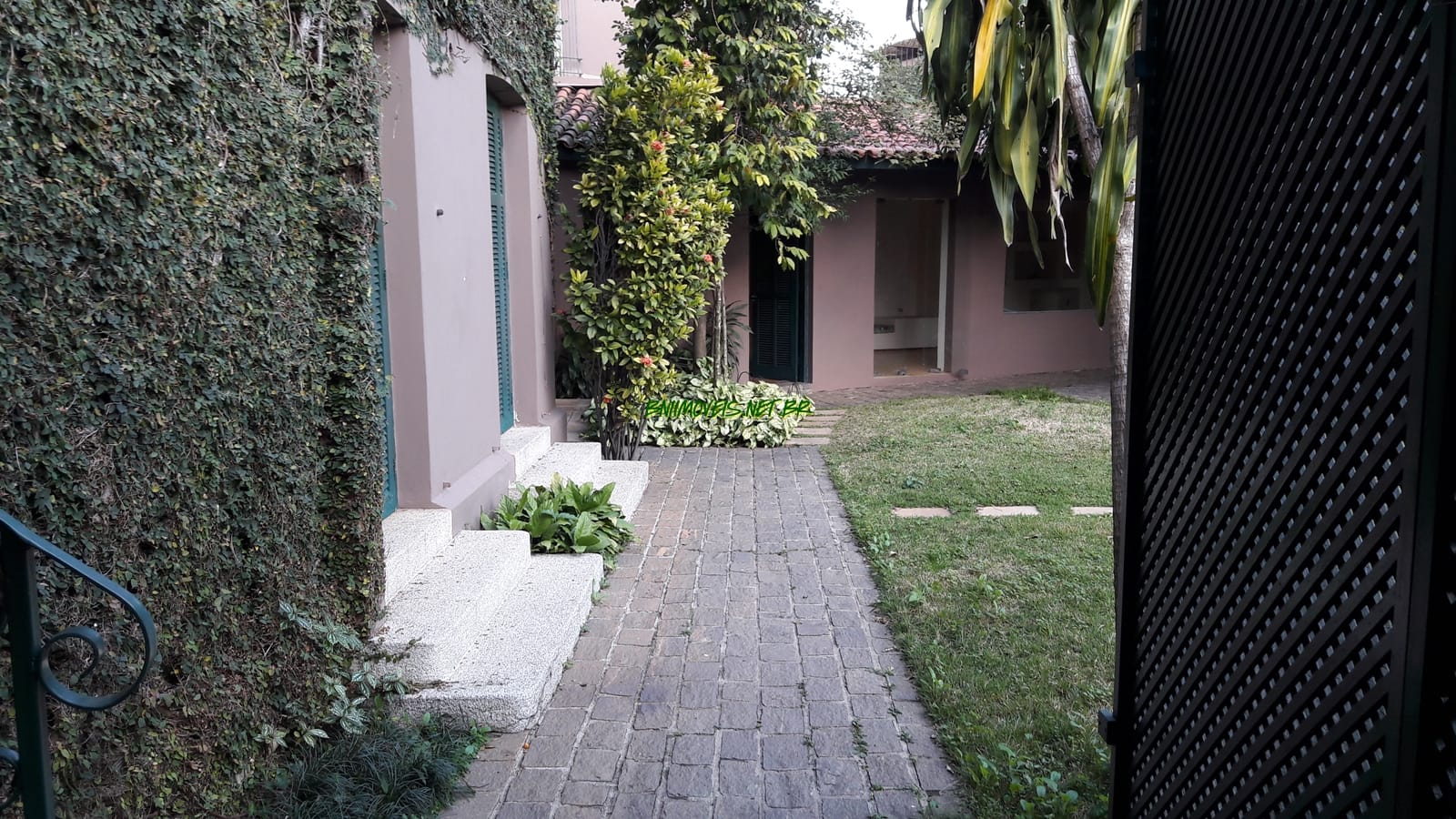 Casa à venda com 4 quartos, 576m² - Foto 30