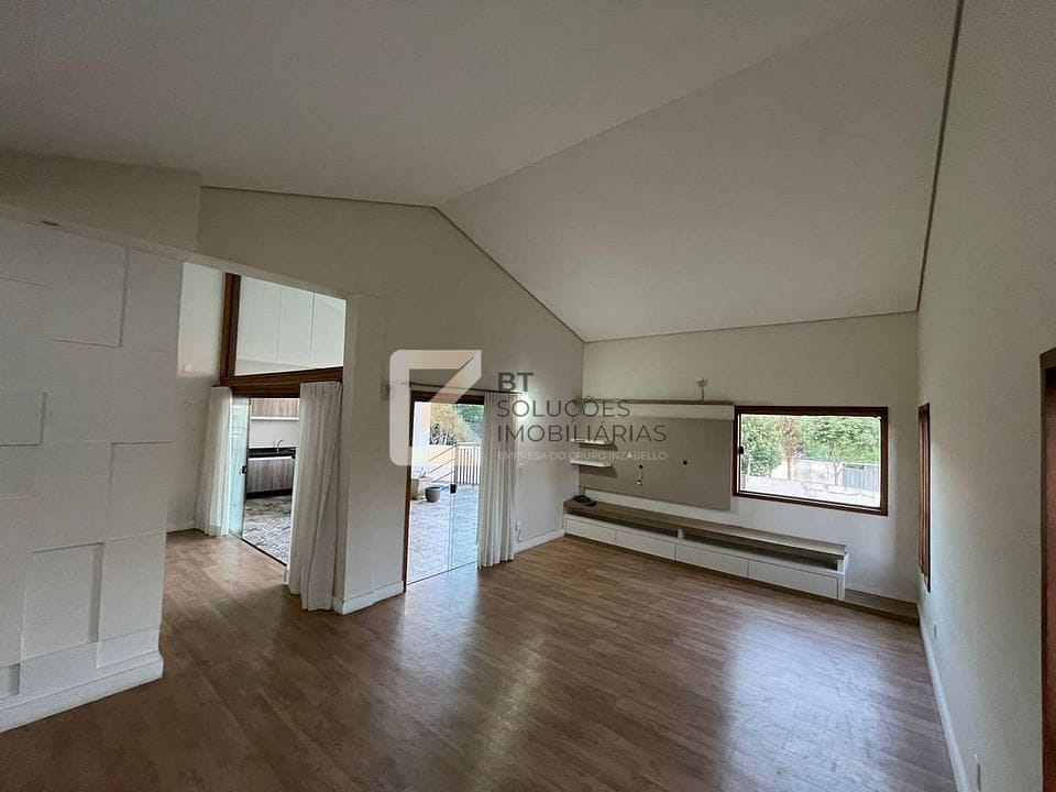 Casa, 3 quartos, 254 m² - Foto 1