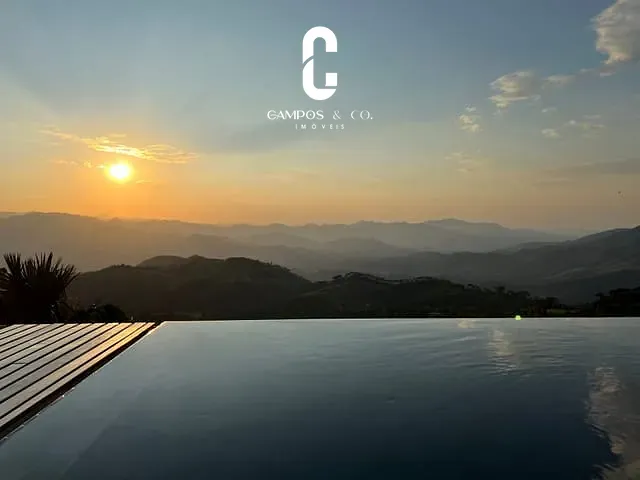 Casa com 121000m² 3 quartos e 4 banheiros, à venda, no bairro Paiol Grande em São Bento Do Sapucaí