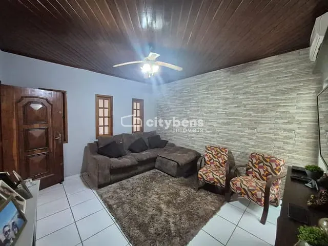 Casa 3 quartos e 3 banheiros, à venda, no bairro Conjunto Habitacional Vicente Luiz Grosso em Araçatuba