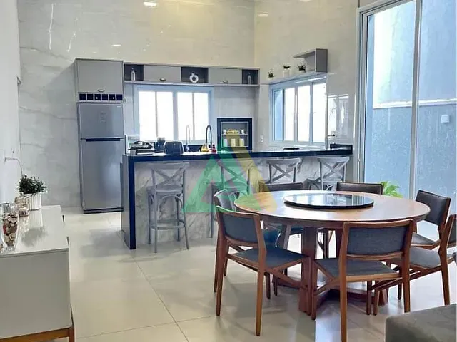 Casa com 300m² 3 quartos e 4 banheiros, à venda, no bairro Residencial do Bosque em Mogi Mirim