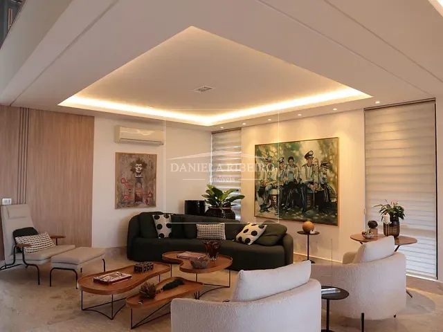 Casa com 601m² 5 quartos e 8 banheiros, à venda, no bairro Vivendas do Arvoredo em Londrina