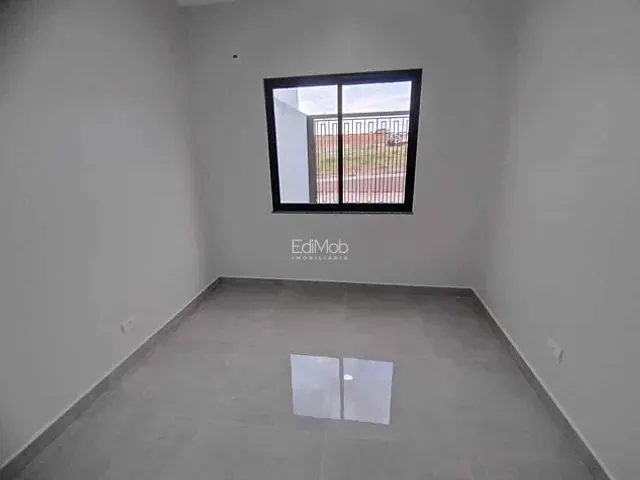 Casa com 114m² 2 quartos e 1 banheiro, à venda, no bairro Positano em Cascavel