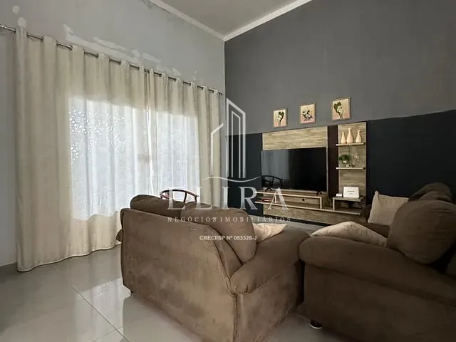 Casa com 200m² 3 quartos e 2 banheiros, à venda, no bairro Terrazul SM em Santa Bárbara D'Oeste