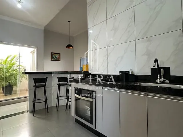 Casa com 200m² 3 quartos e 2 banheiros, à venda, no bairro Terrazul SM em Santa Bárbara D'Oeste