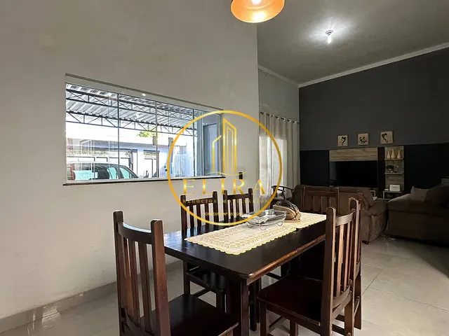 Casa com 200m² 3 quartos e 2 banheiros, à venda, no bairro Terrazul SM em Santa Bárbara D'Oeste