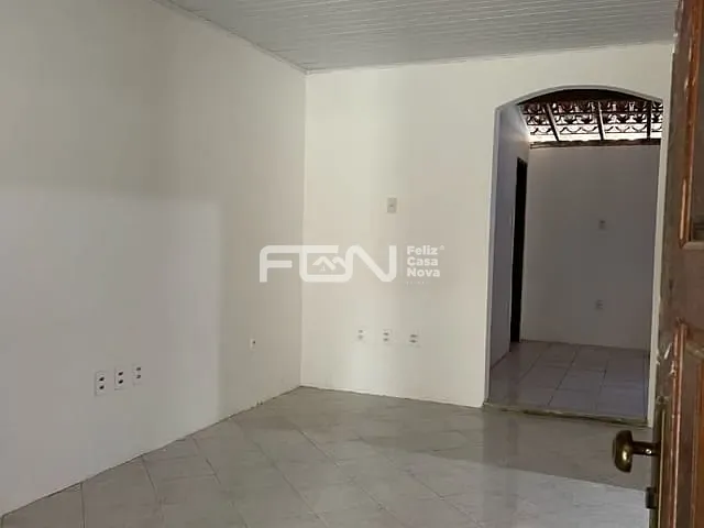 Casa 2 quartos e 2 banheiros, à venda, no bairro Ficam em Camaçari