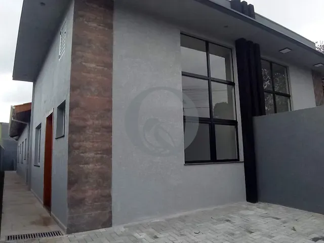 Casa com 230m² 3 quartos e 4 banheiros, à venda, no bairro Jardim das Flores em Atibaia