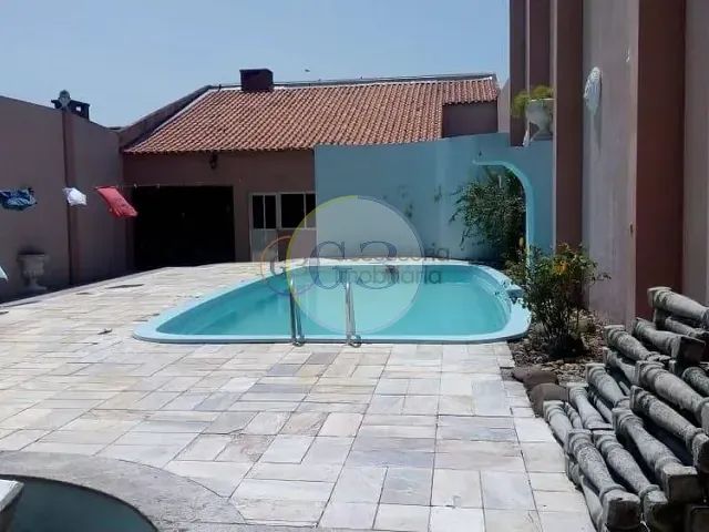 Casa 4 quartos e 2 banheiros, à venda, no bairro Fragata em Pelotas