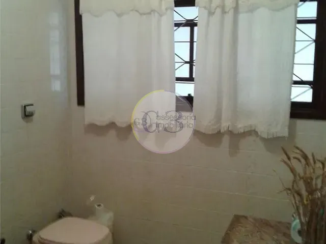 Casa 4 quartos e 2 banheiros, à venda, no bairro Fragata em Pelotas