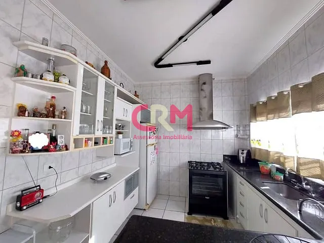 Casa com 360m² 4 quartos e 3 banheiros, à venda, no bairro Rincão em Taquaritinga