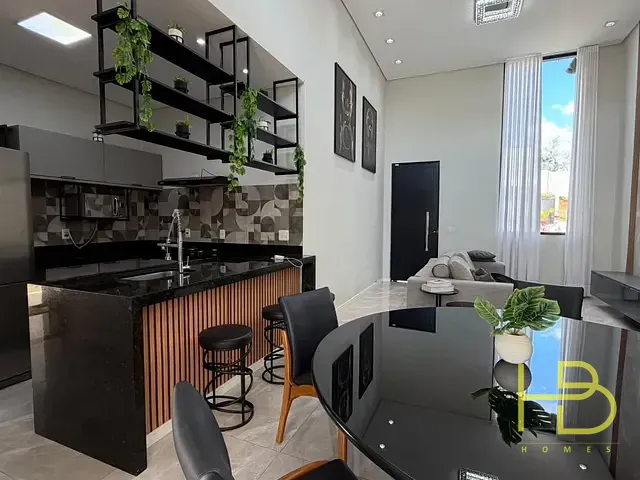 Casa com 250m² 2 quartos e 3 banheiros, para alugar, no bairro Jardim Gutierres em Sorocaba