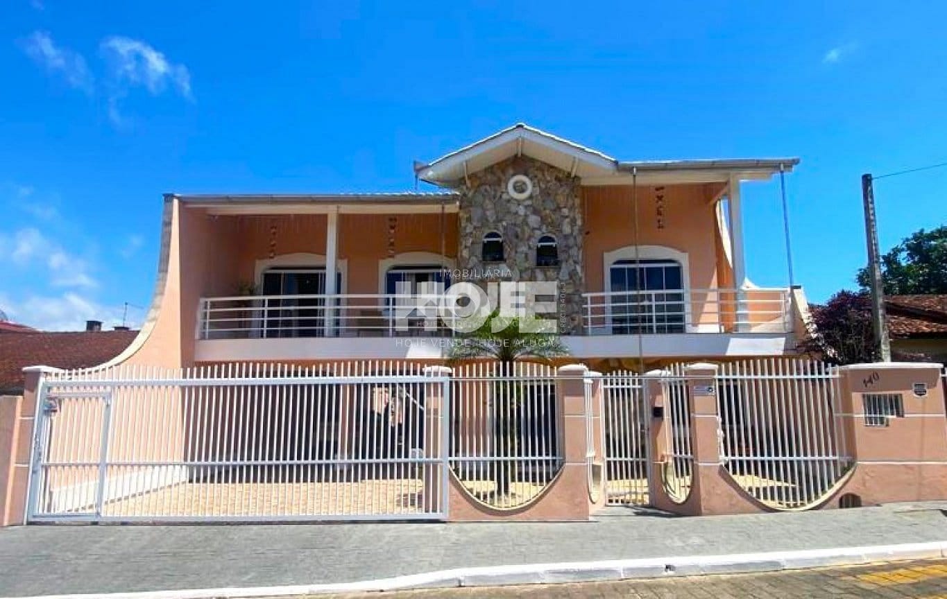 Belíssima casa para família em Indaial! - foto 1