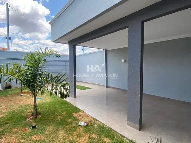 Casa com 250m² 3 quartos e 3 banheiros, à venda, no bairro Bairro das Indústrias em Senador Canedo