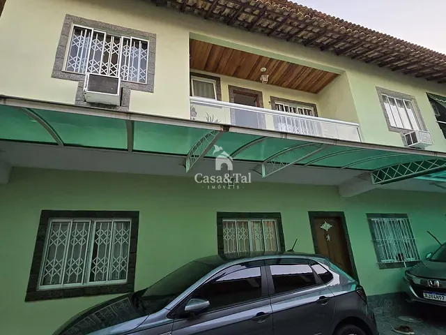 Casa 2 quartos e 3 banheiros, à venda, no bairro Vila Valqueire em Rio de Janeiro
