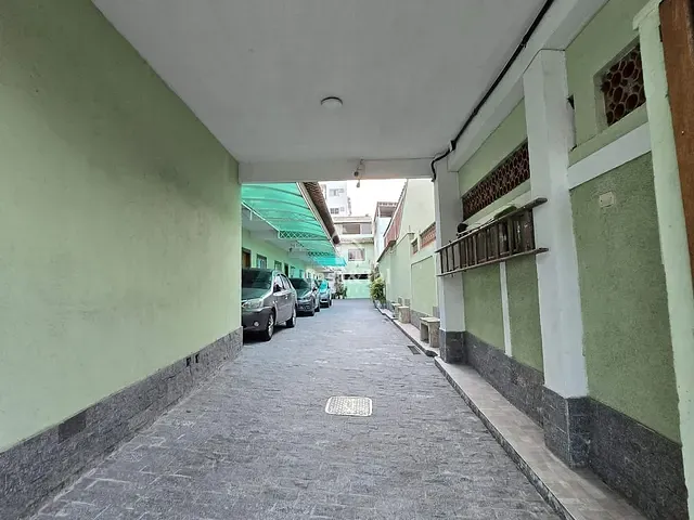 Casa 2 quartos e 3 banheiros, à venda, no bairro Vila Valqueire em Rio de Janeiro