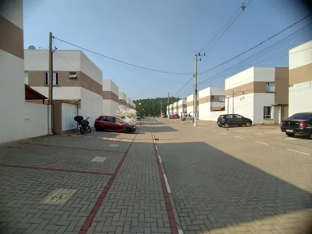 Casa 2 quartos e 1 banheiro, à venda, no bairro Água Espraiada (Caucaia do Alto) em Cotia