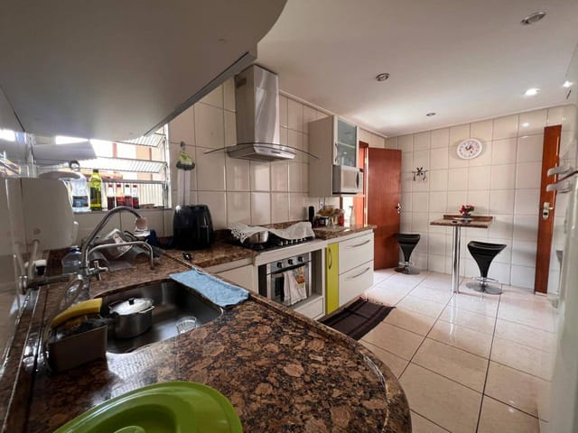 Casa 3 quartos e 3 banheiros, à venda, no bairro Conjunto Nova Pampulha (Justinópolis) em Ribeirão das Neves
