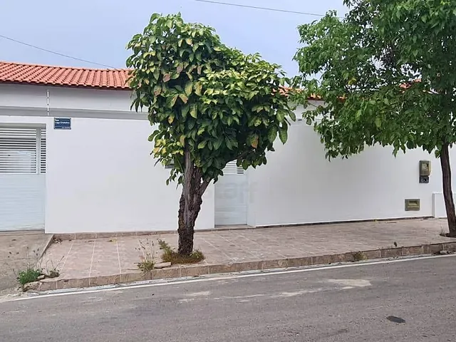 Casa à venda, no bairro Caminho dos Lagos em Paulo Afonso
