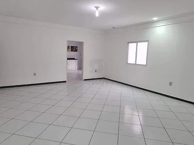 Casa à venda, no bairro Caminho dos Lagos em Paulo Afonso