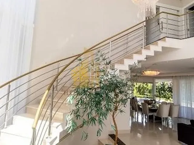 Casa com 470m² 4 quartos e 5 banheiros, à venda, no bairro Jurerê Internacional em Florianópolis